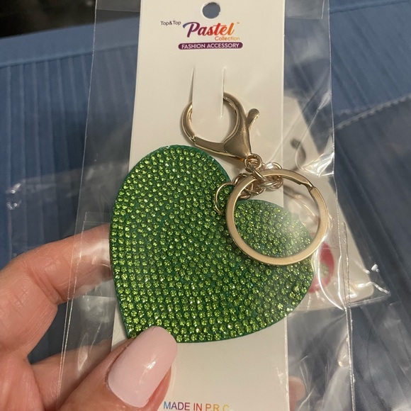 Cute Little Candy Makeup Pouch with 2 Bling Keychains - Picture 5 of 8